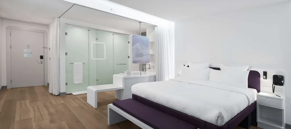 First Class King Junior Suite