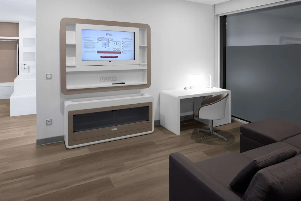 First Class King Junior Suite