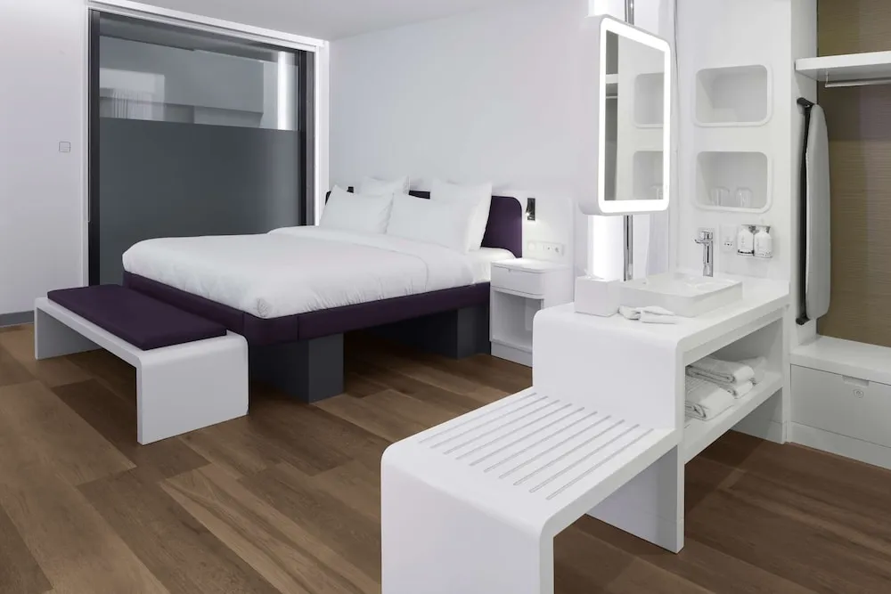 First Class King Junior Suite