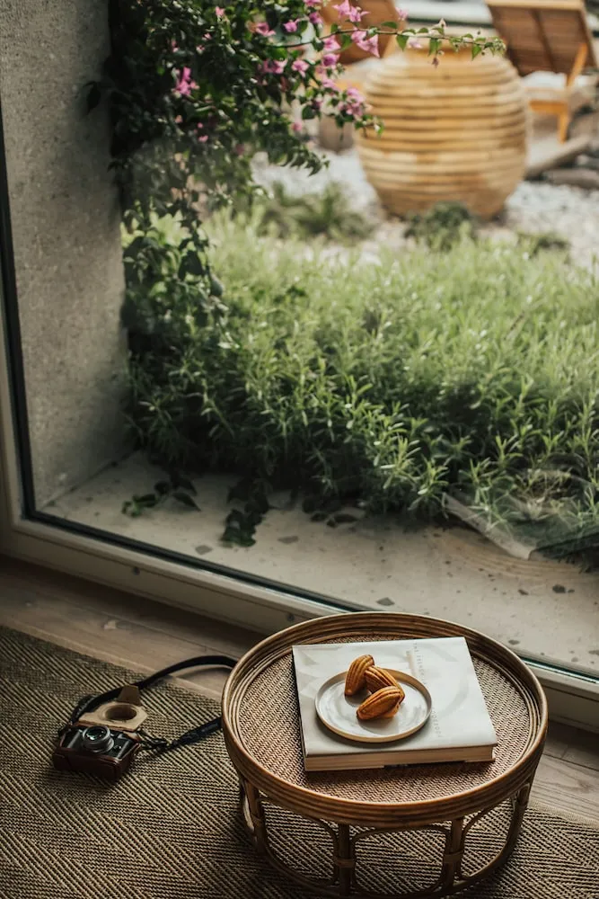 Master Suite, Non Smoking, Pool View