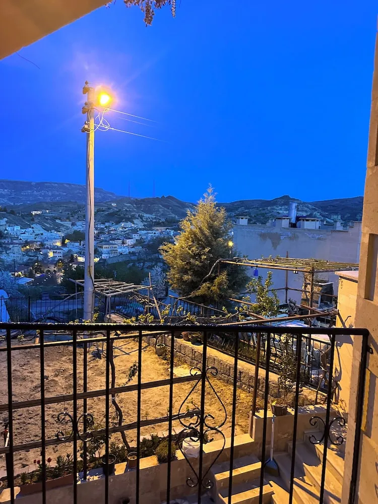 Deluxe Tek Büyük Yataklı Oda, Sigara İçilmez, Şehir Manzaralı