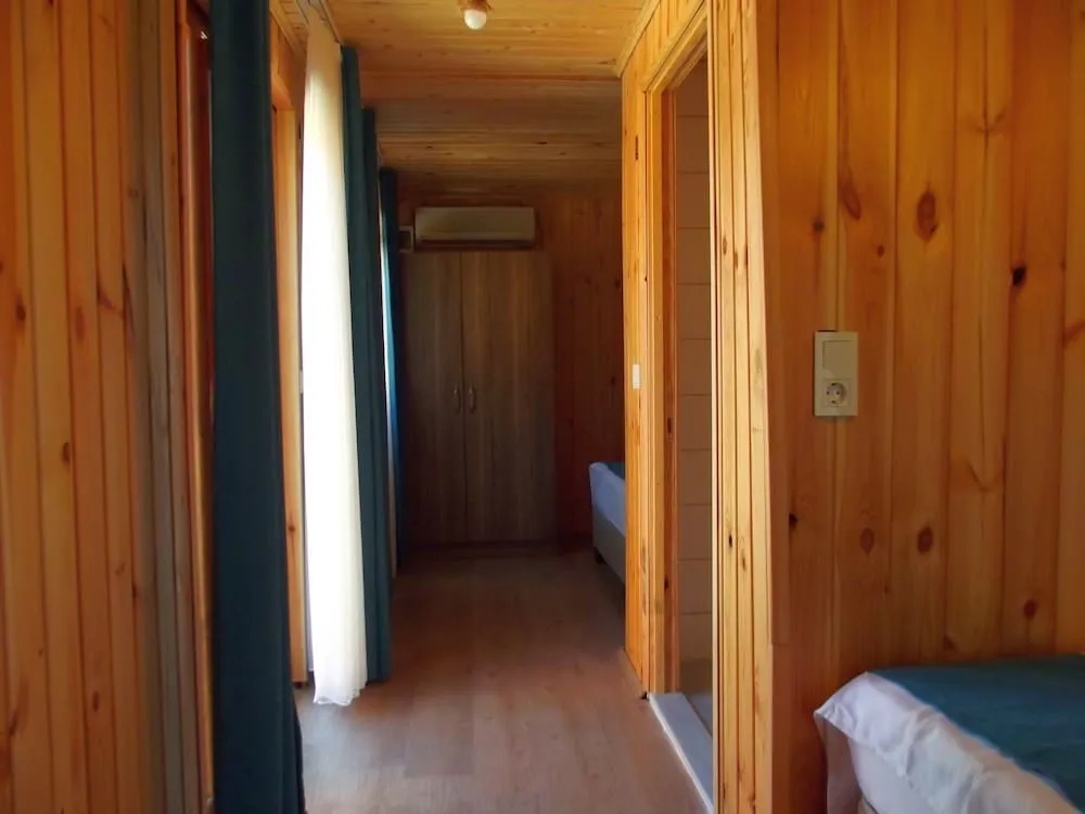 Deluxe Bungalov