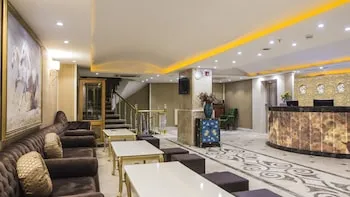 Kunlun Kensington Hotel