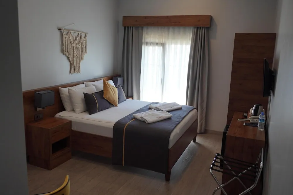 Deluxe Oda, Kısmi Deniz Manzaralı