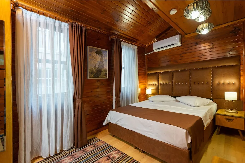 Design Tek Büyük Yataklı Oda