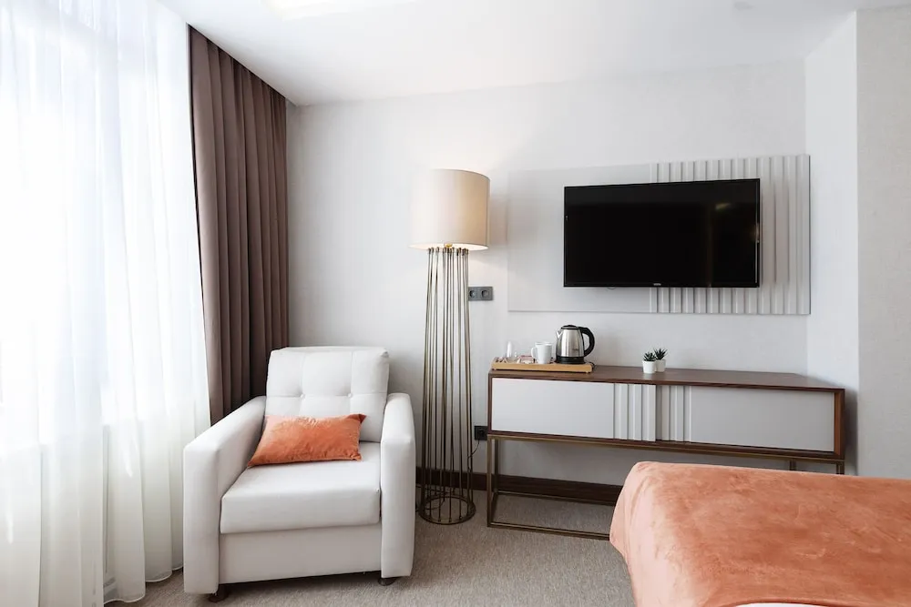 Deluxe Üç Kişilik Oda, 1 Büyük (Queen) Boy Yatak ve Çekyat