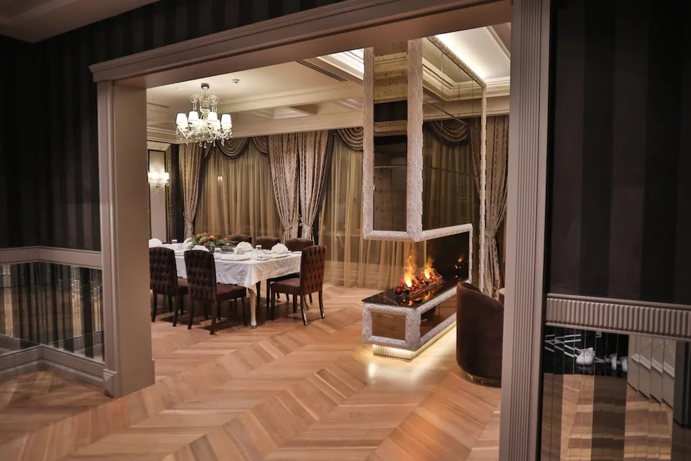 Royal Residence