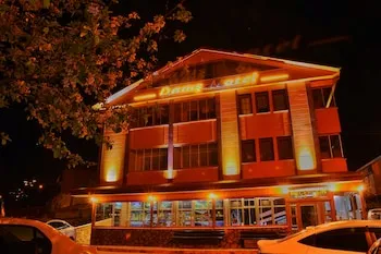 Danis Motel
