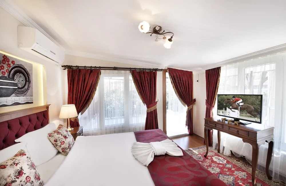 Deluxe Family Suite
