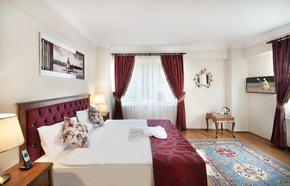 Deluxe Family Suite