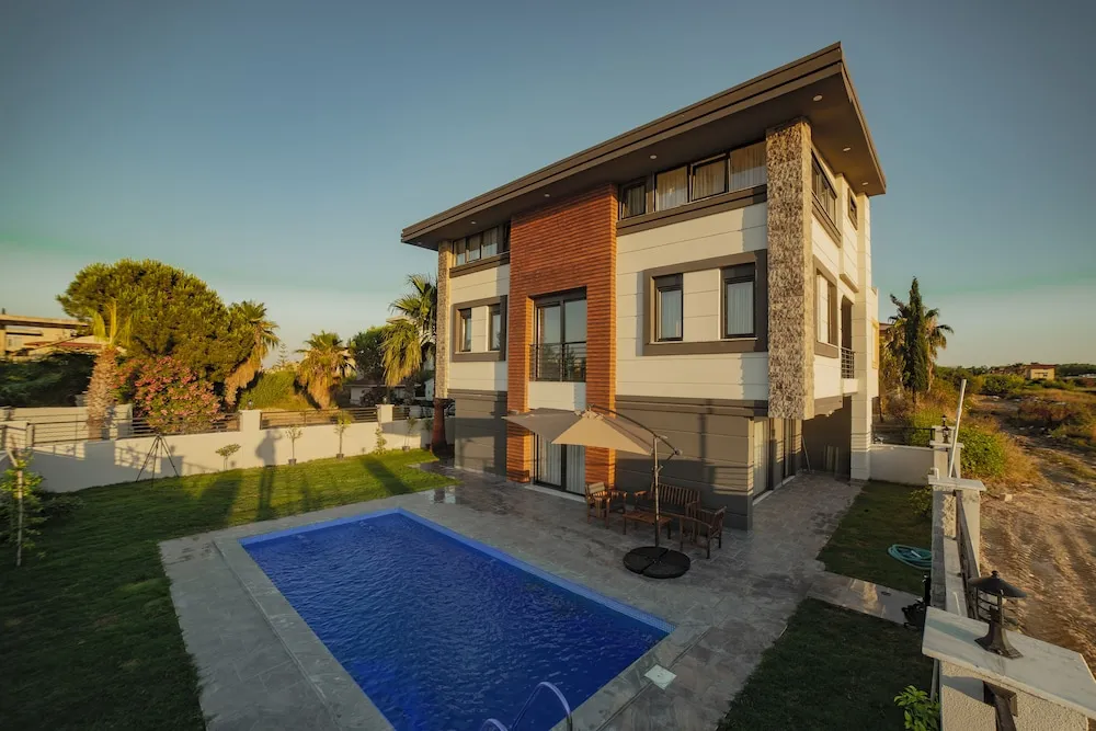 Comfort Villa, 3 Yatak Odası, Sigara İçilmez, Bahçeli