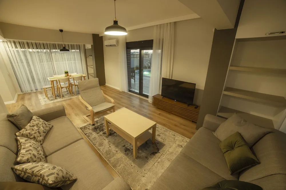 Comfort Villa, 3 Yatak Odası, Sigara İçilmez, Bahçeli