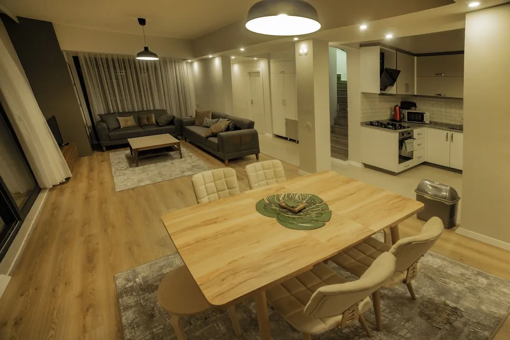 Deluxe Villa, 3 Yatak Odası, Sigara İçilmez, Bahçeli