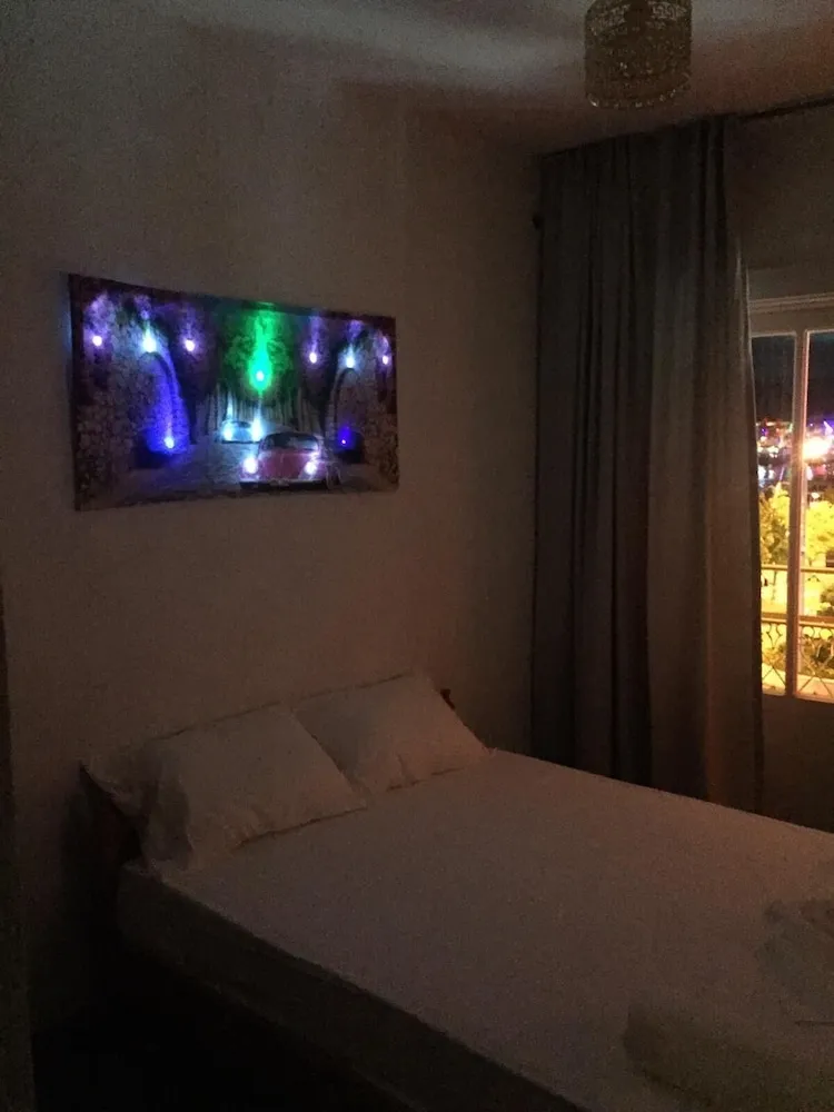 Deluxe Tek Büyük Yataklı Oda, Balkon, Deniz Manzaralı