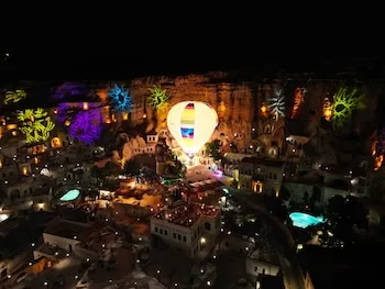 Yunak Evleri - Özel Sınıf