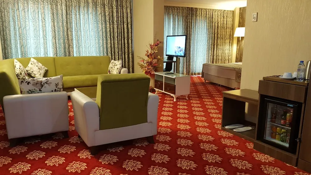 Deluxe Stüdyo Süit
