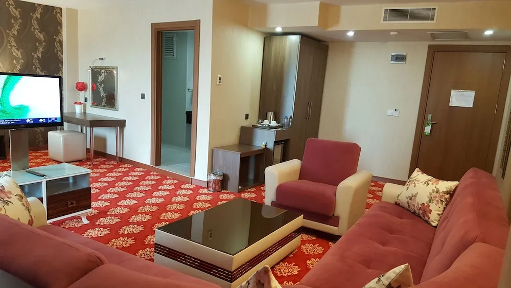 Deluxe Stüdyo Süit