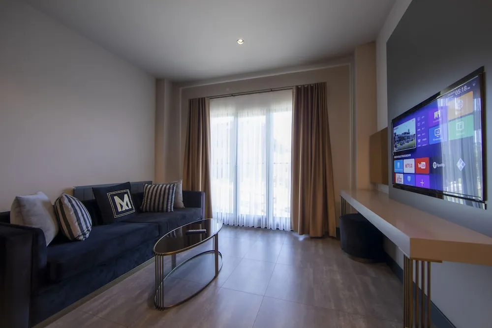 Junior Suite Room