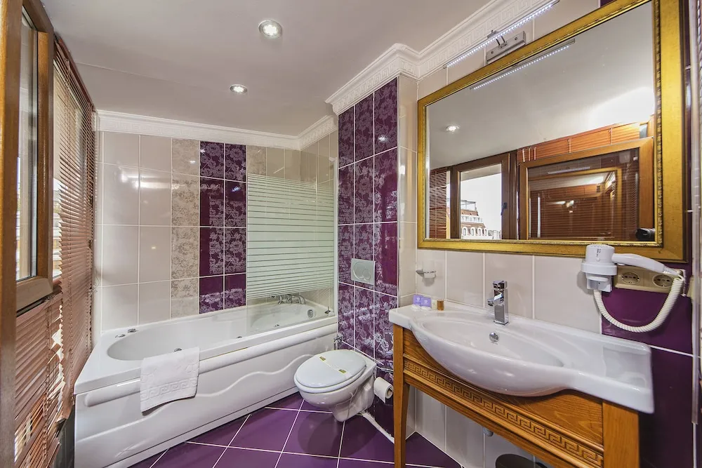 King Suite with Blue Mosque & Haghia Sophia View