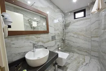 Hotel Lidya