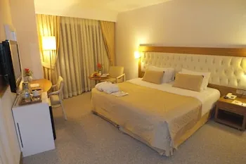 Park Royal Hotel