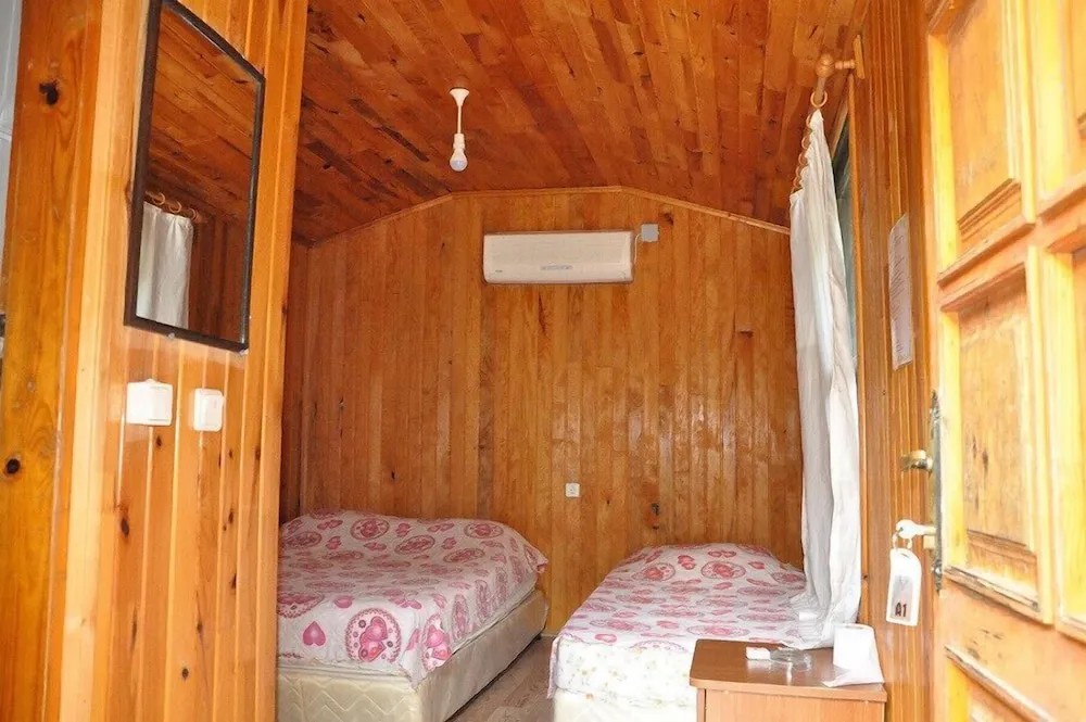 Bungalov (Triple)