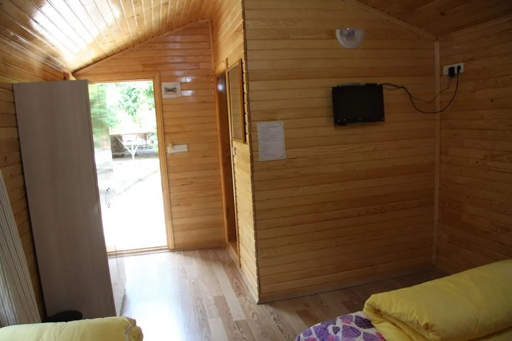 Bungalov (Triple)