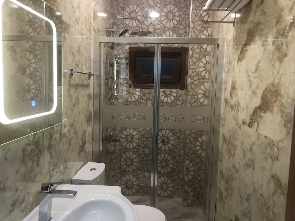Deluxe Tek Büyük Yataklı Oda, Sıcak Su Küveti