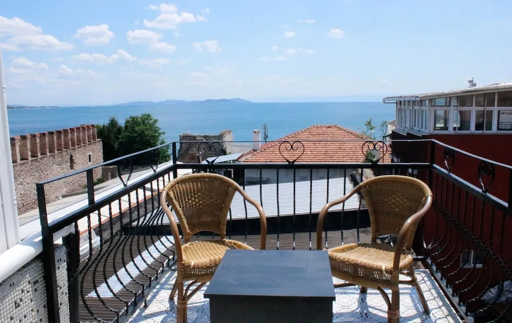 Superior Tek Büyük veya İki Ayrı Yataklı Oda, Deniz Manzaralı