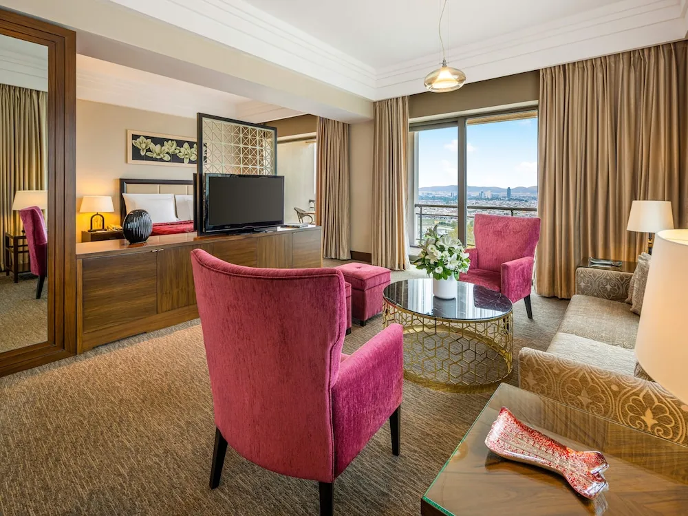 King Suite