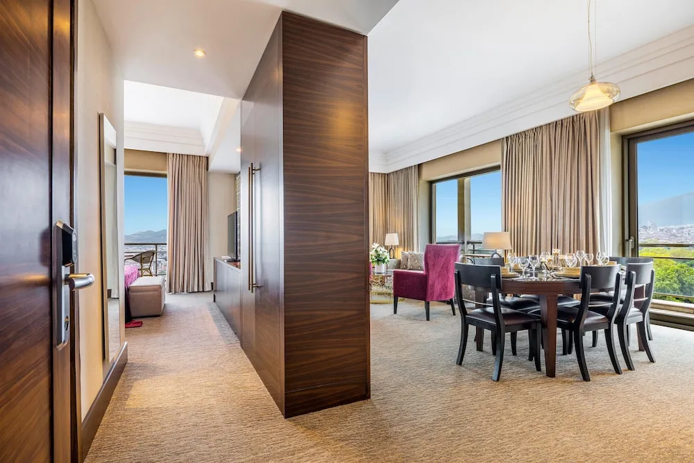 King Suite
