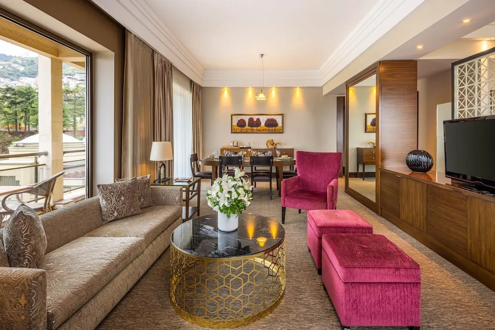 King Suite