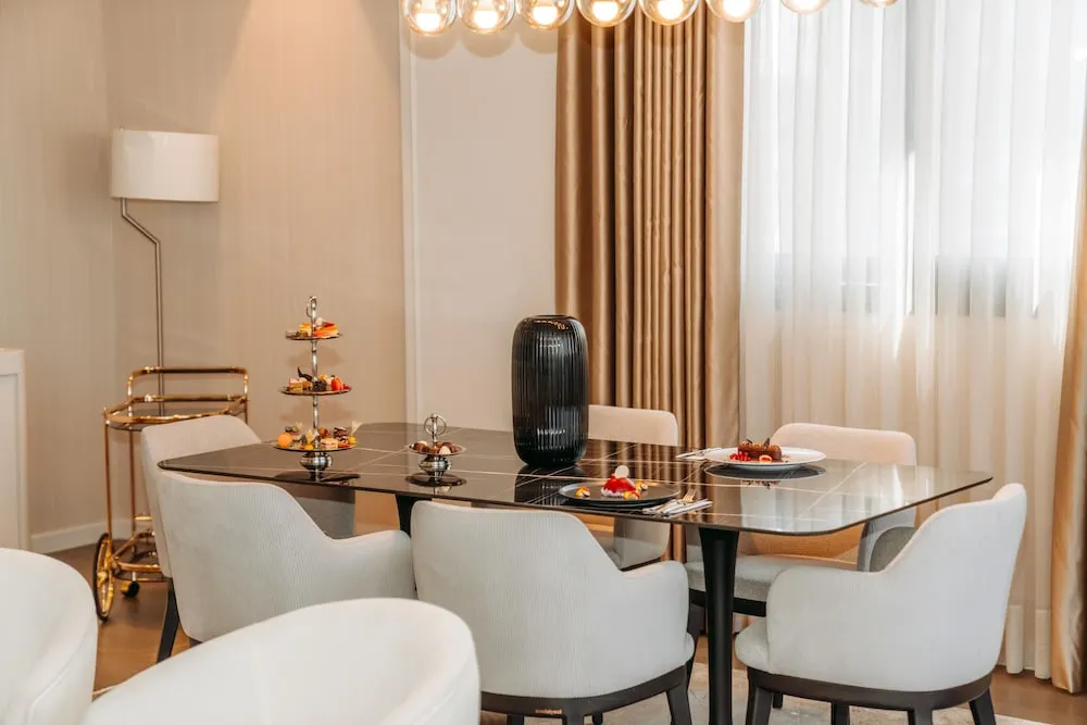 Çatı Katı Süiti (Penthouse), 1 En Büyük (King) Boy Yatak, Sıcak Su Küveti