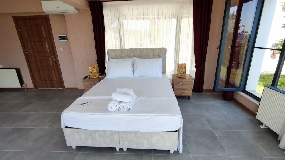 Deluxe Oda, Bahçe Manzaralı