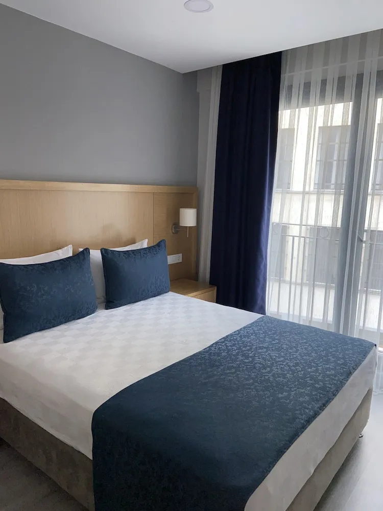 Economy Tek Büyük Yataklı Oda, Şehir Manzaralı