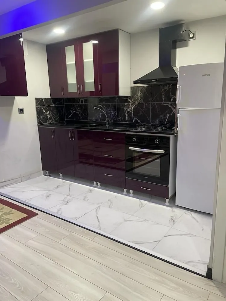 Family Dubleks, Bahçeli