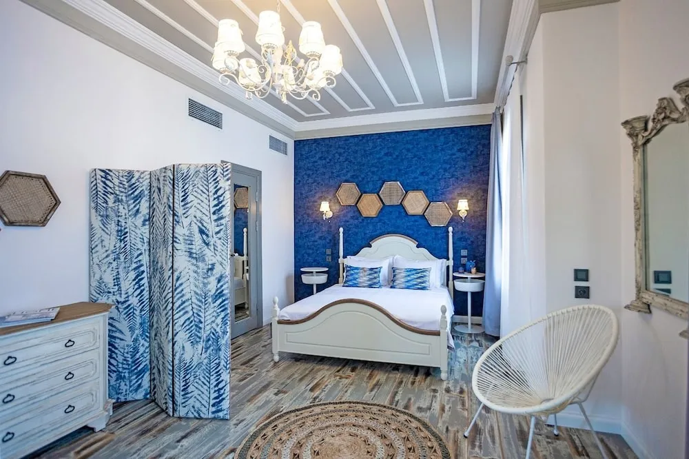 Deluxe Üç Kişilik Oda