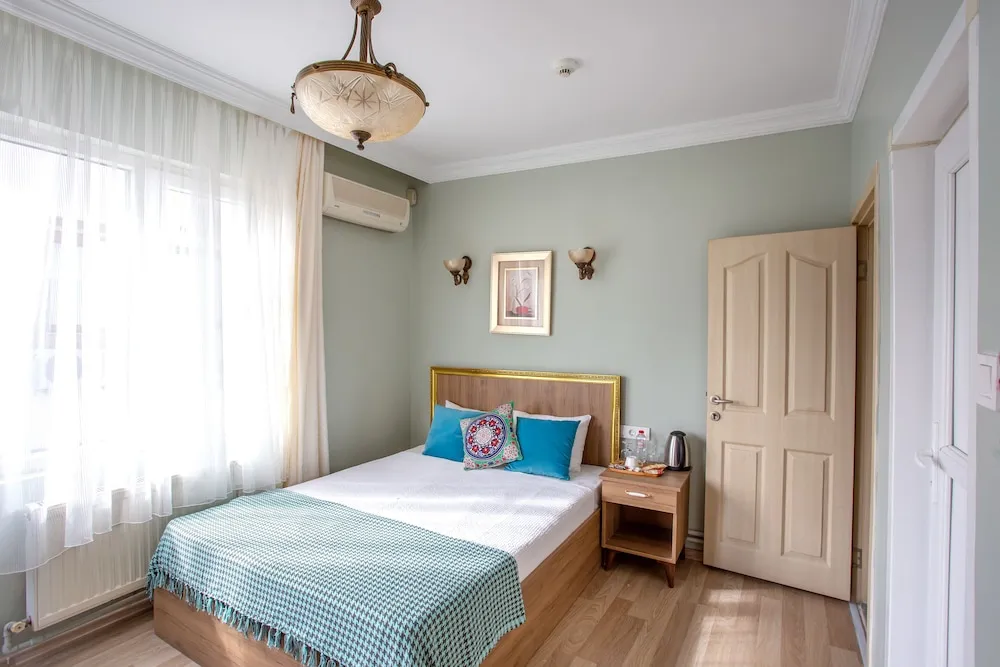 Standard Tek Büyük Yataklı Oda, 1 Büyük (Queen) Boy Yatak, Şehir Manzaralı