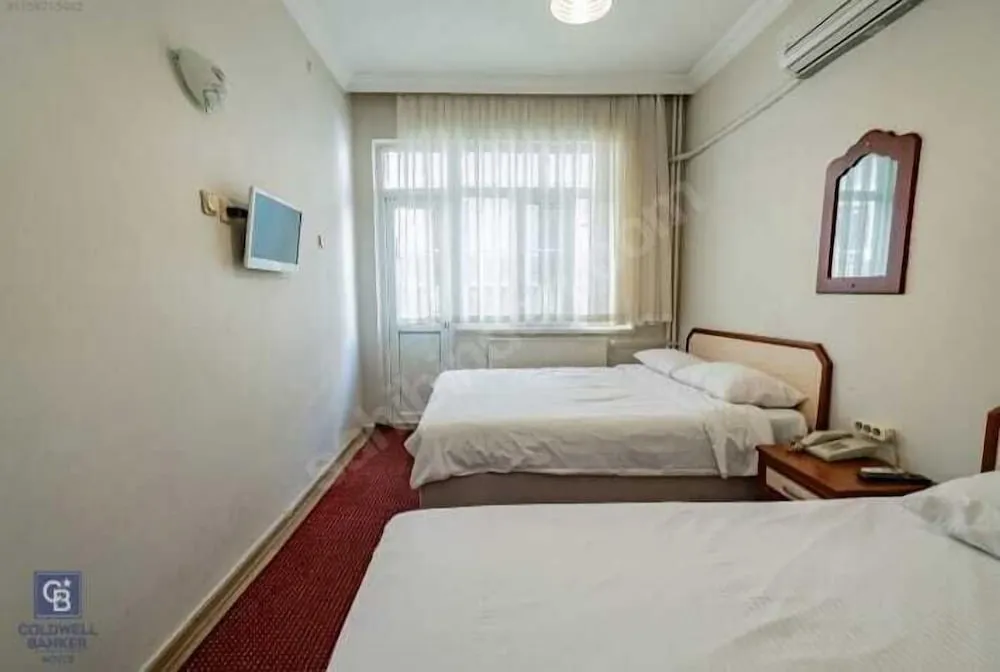 Standard Tek Büyük veya İki Ayrı Yataklı Oda