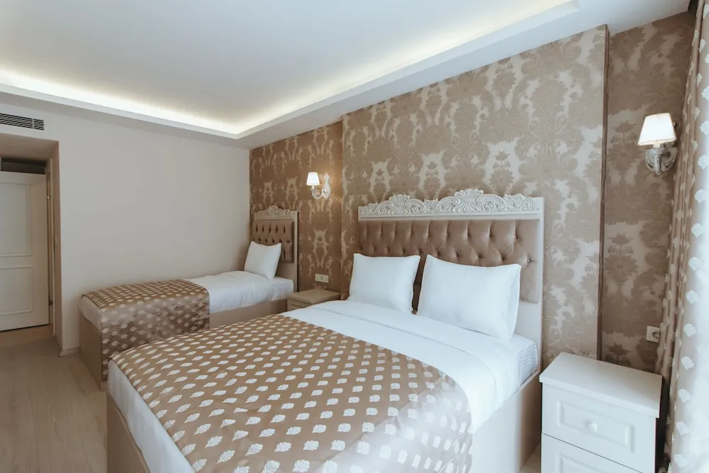 Economy Üç Kişilik Oda, Sigara İçilmez