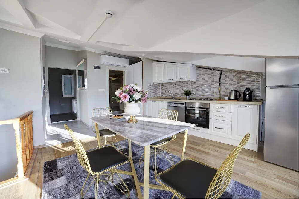 Penthouse Apartment with Terrace