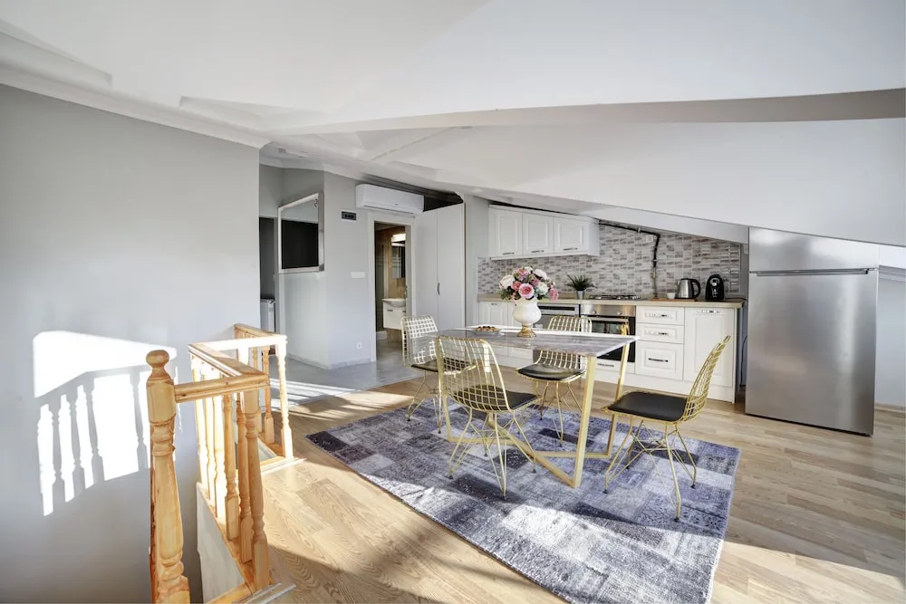 Penthouse Apartment with Terrace