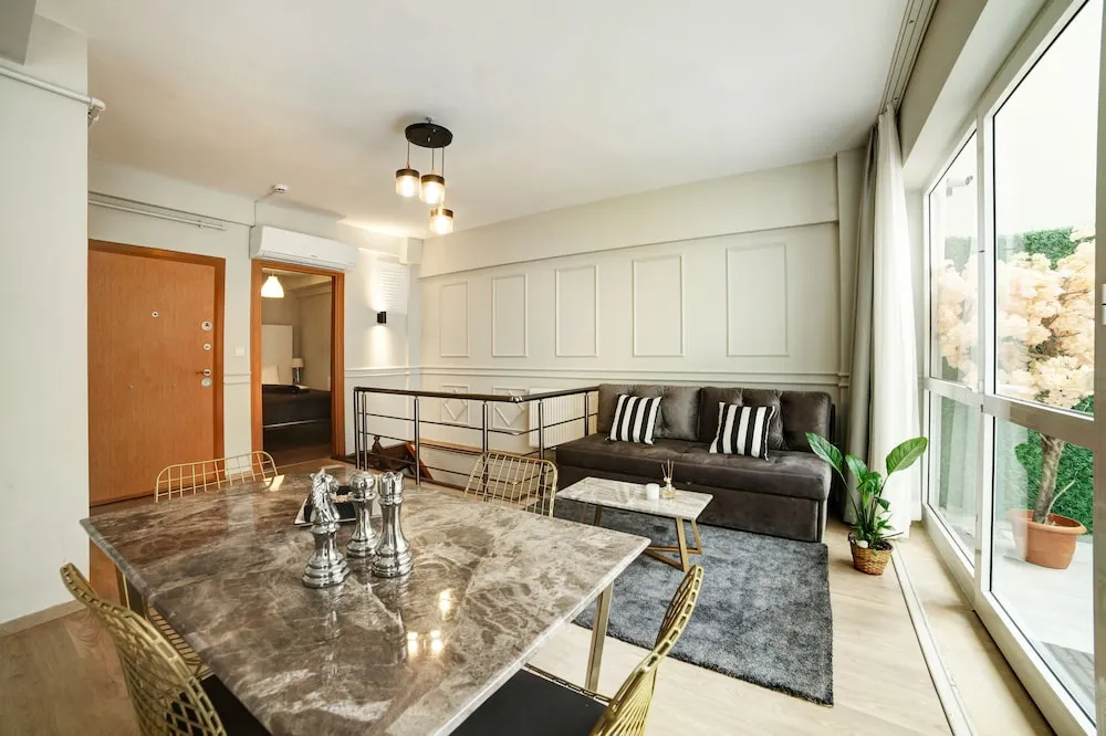 Duplex Apartment with Garden