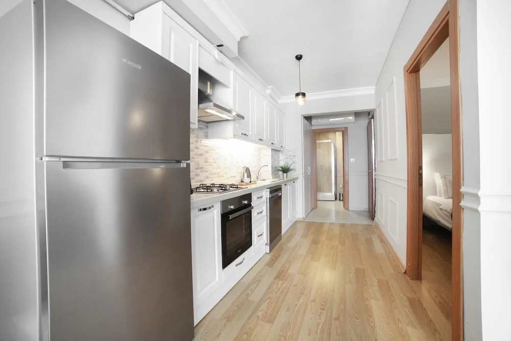 One Bedroom Apartment