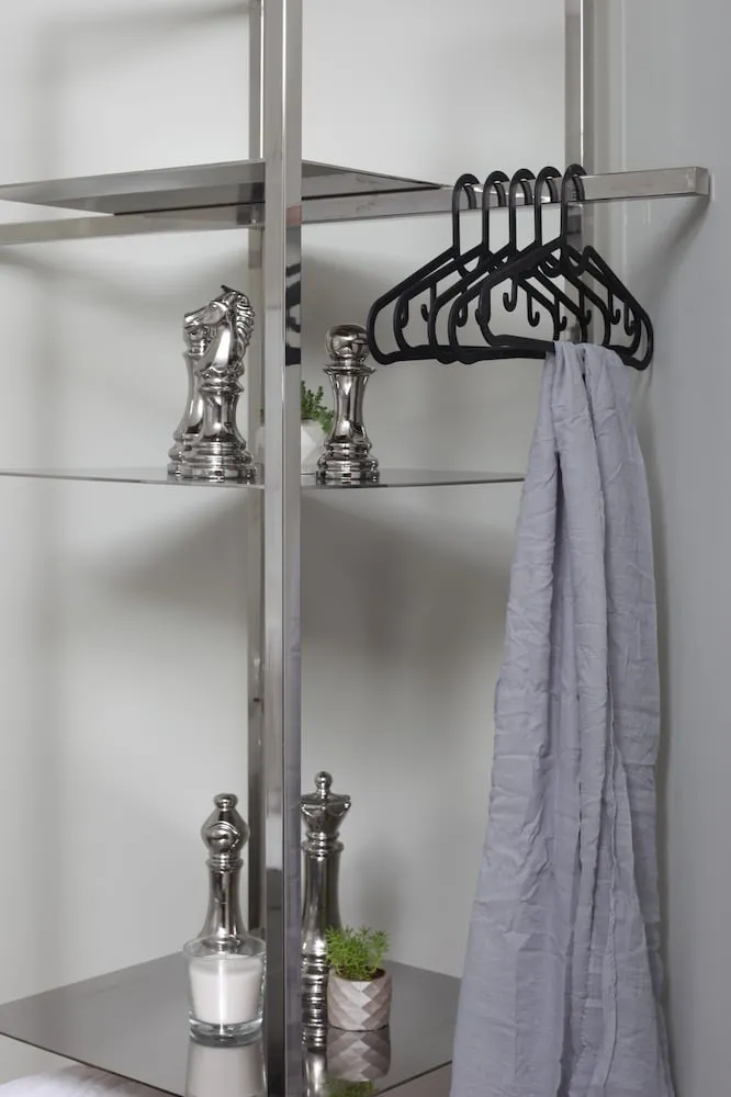 One Bedroom Apartment