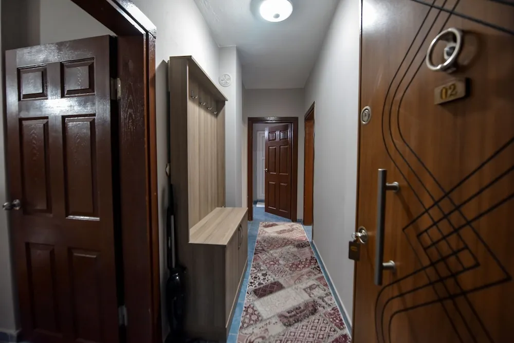 Apart Daire, 2 Yatak Odası, Küçük Mutfak
