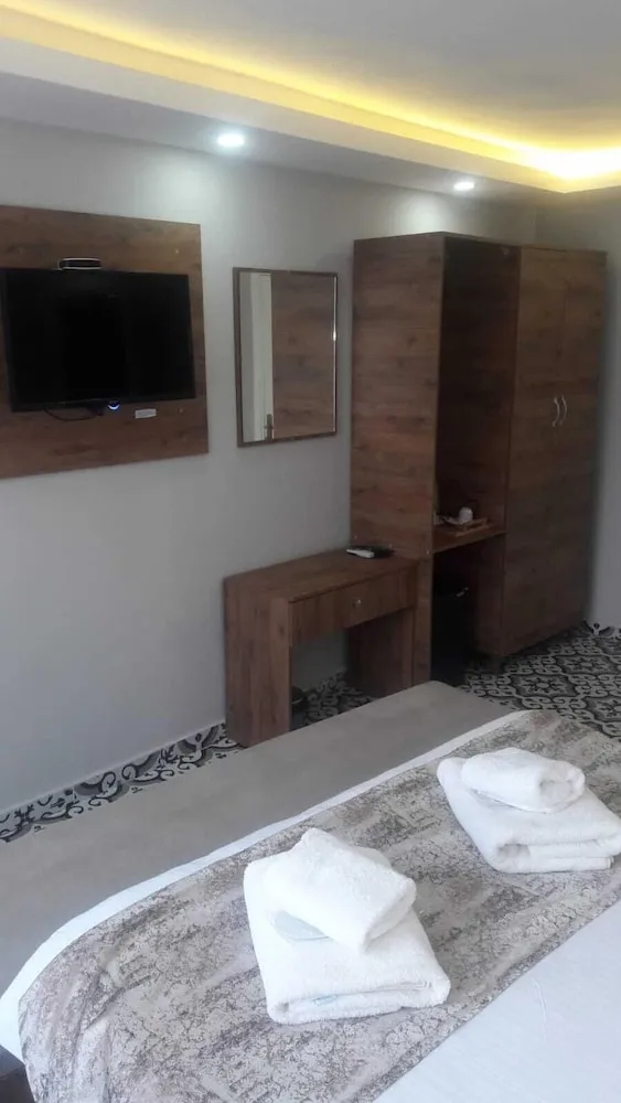 Deluxe Tek Büyük veya İki Ayrı Yataklı Oda