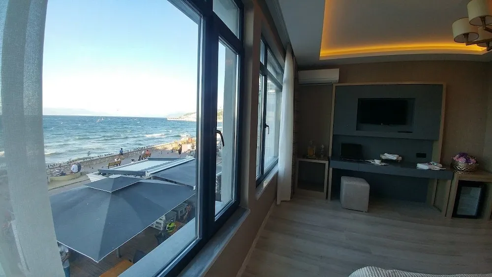 Exclusive Oda, Deniz Manzaralı