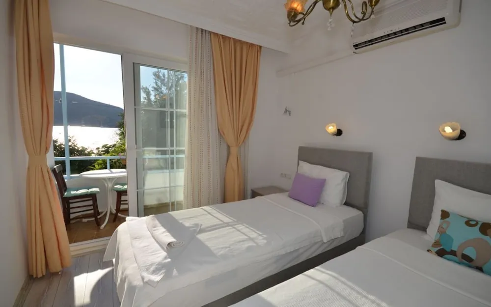 Standard Oda, Balkon, Deniz Manzaralı