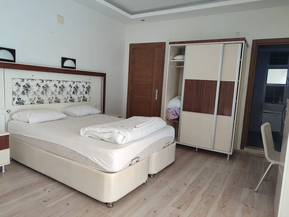 Family Oda, Kısmi Deniz Manzaralı